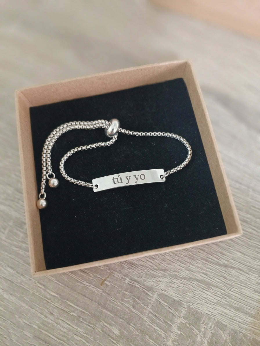 Pulsera Personalizada Ajustable con Placa Grabada