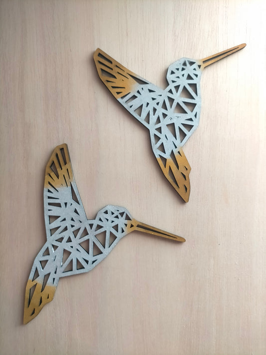 Pareja de colibríes de madera – Decoración de pared artesanal