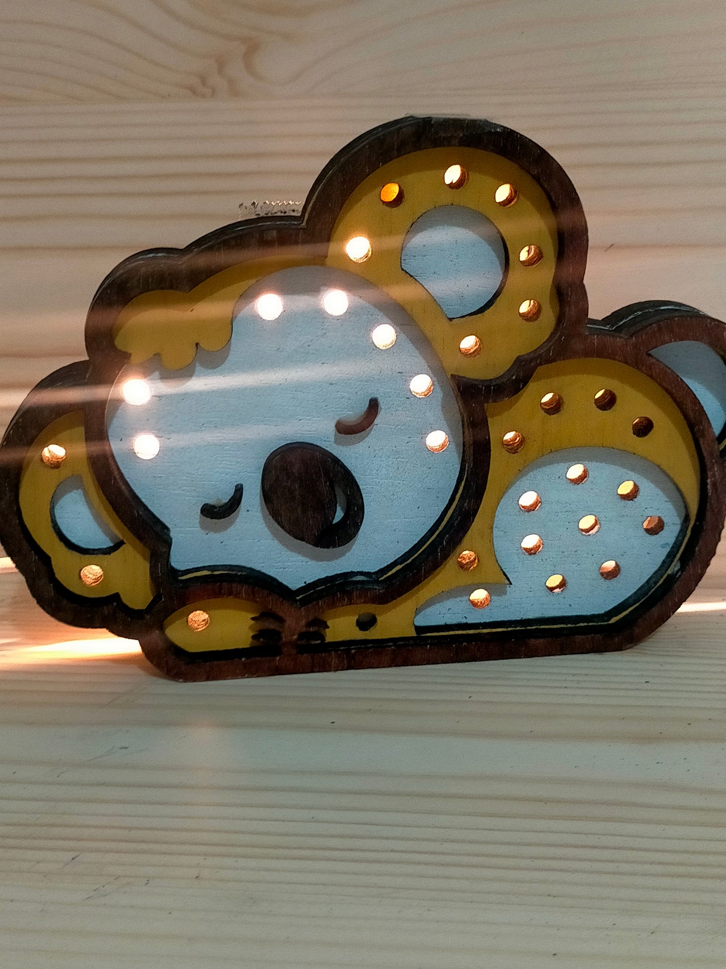 Lámparas infantiles de madera personalizadas – Iluminación decorativa para habitación infantil