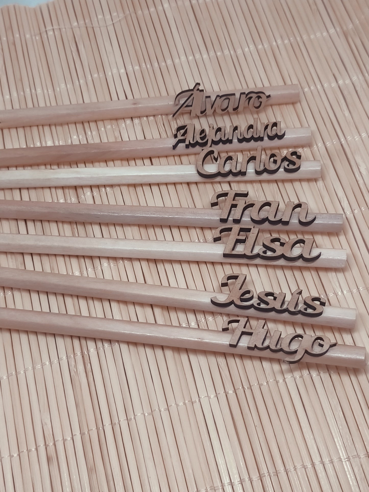 Lápices de madera personalizados con nombre