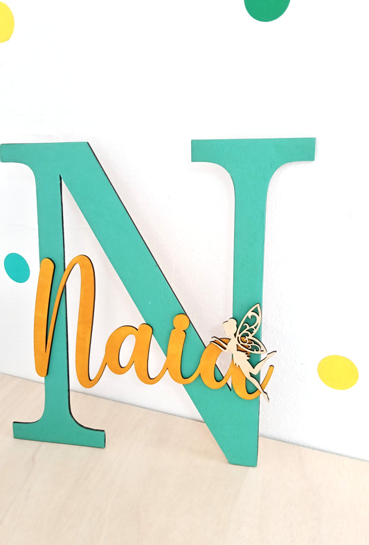 Letra de madera personalizada con nombre