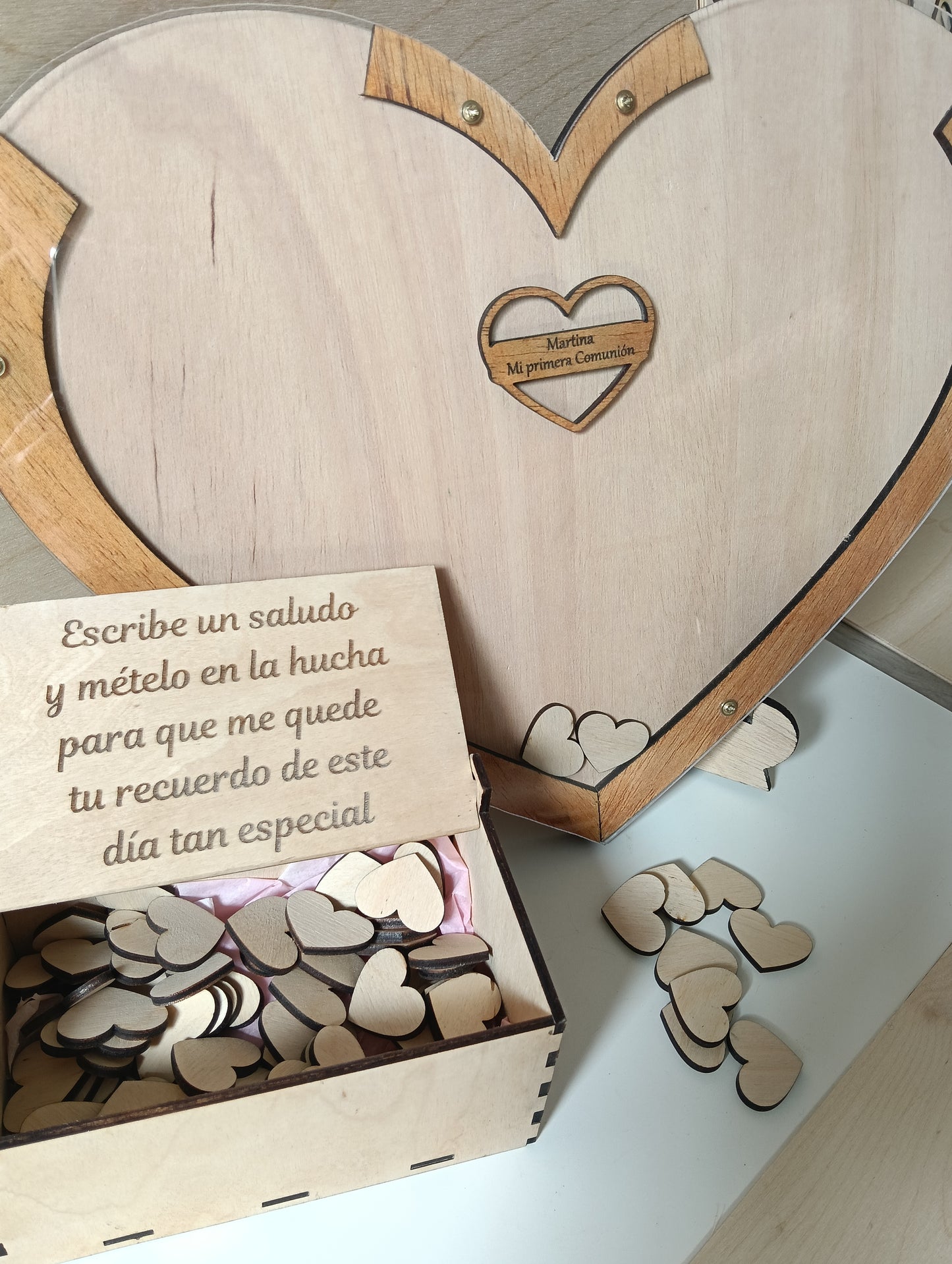 Corazón para firmas de invitados personalizado en madera