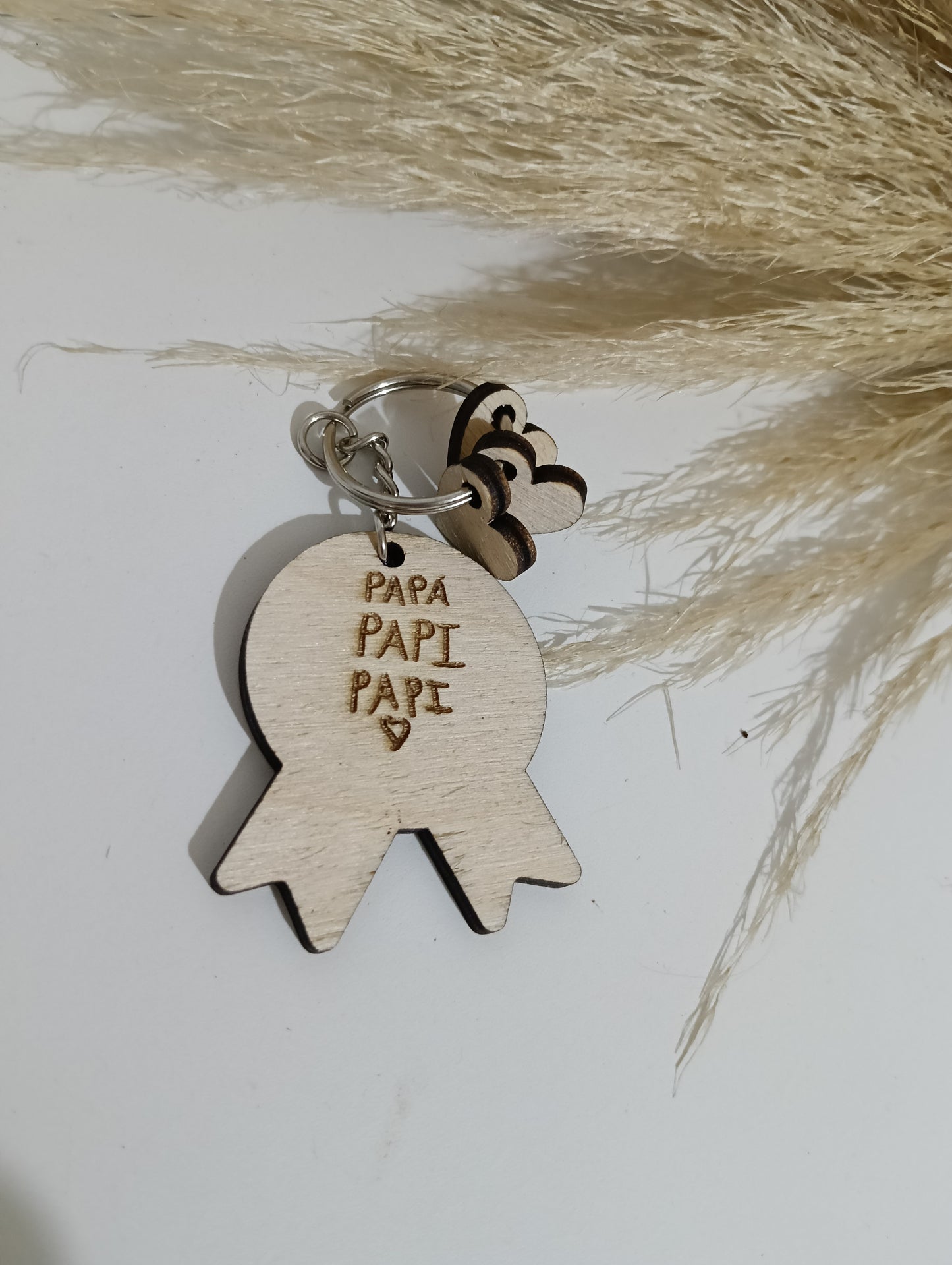 Llavero personalizado de madera con forma de medalla – Regalo original para el Día del Padre