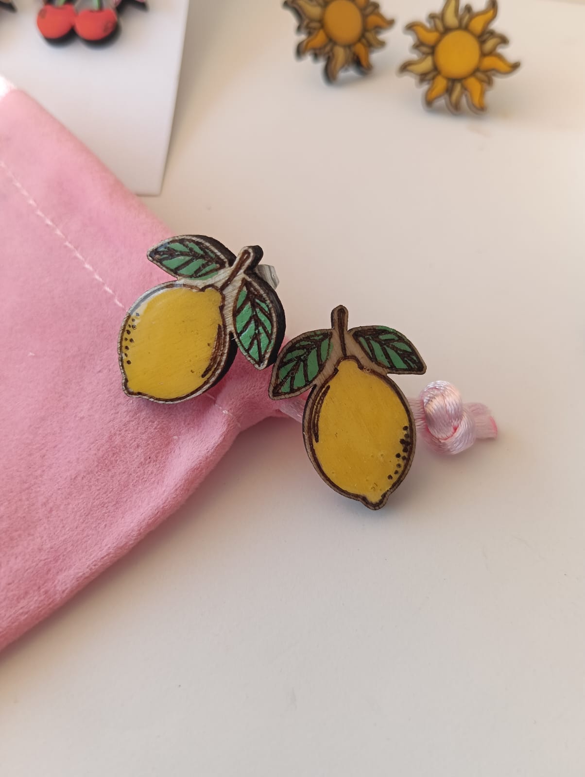 Pendientes de madera Limón