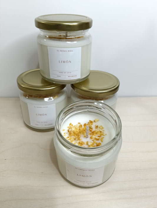 Vela Aromática de Limón – Frescura que ilumina