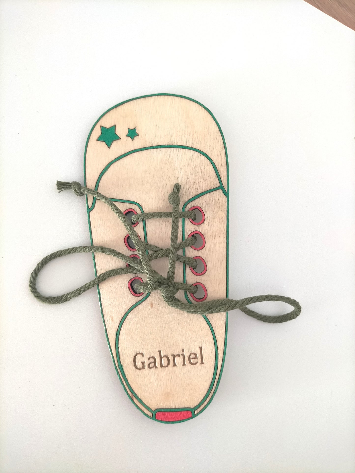 Zapato de aprendizaje personalizado de madera – Juego educativo para aprender a atarse los cordones