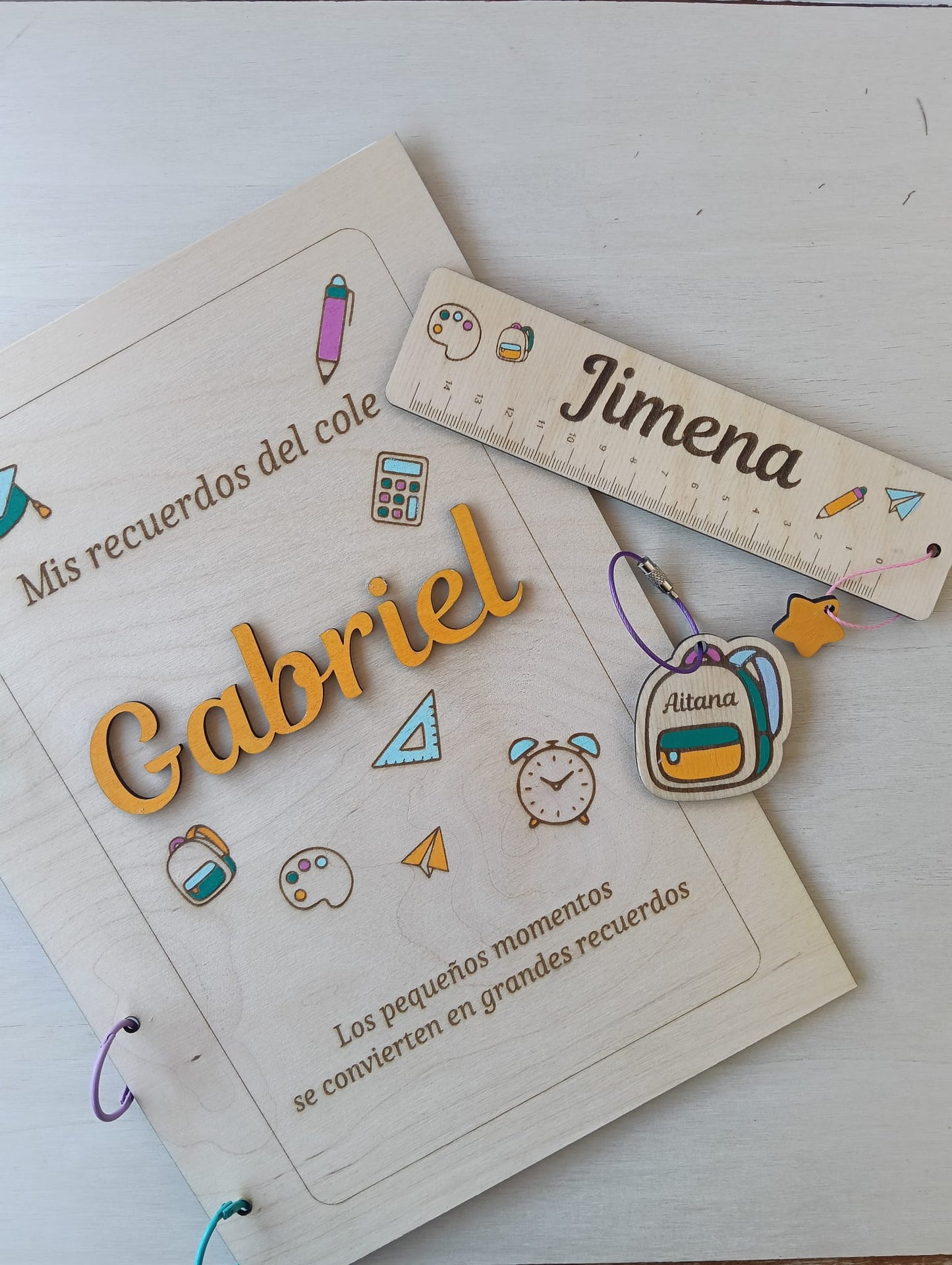 Libro de recuerdos del cole personalizado